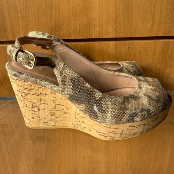 Pre-Loved Stuart Weitzman Camo Peep-Toe Cork Wedge Slingback - Size 6 - Picture 6 of 8